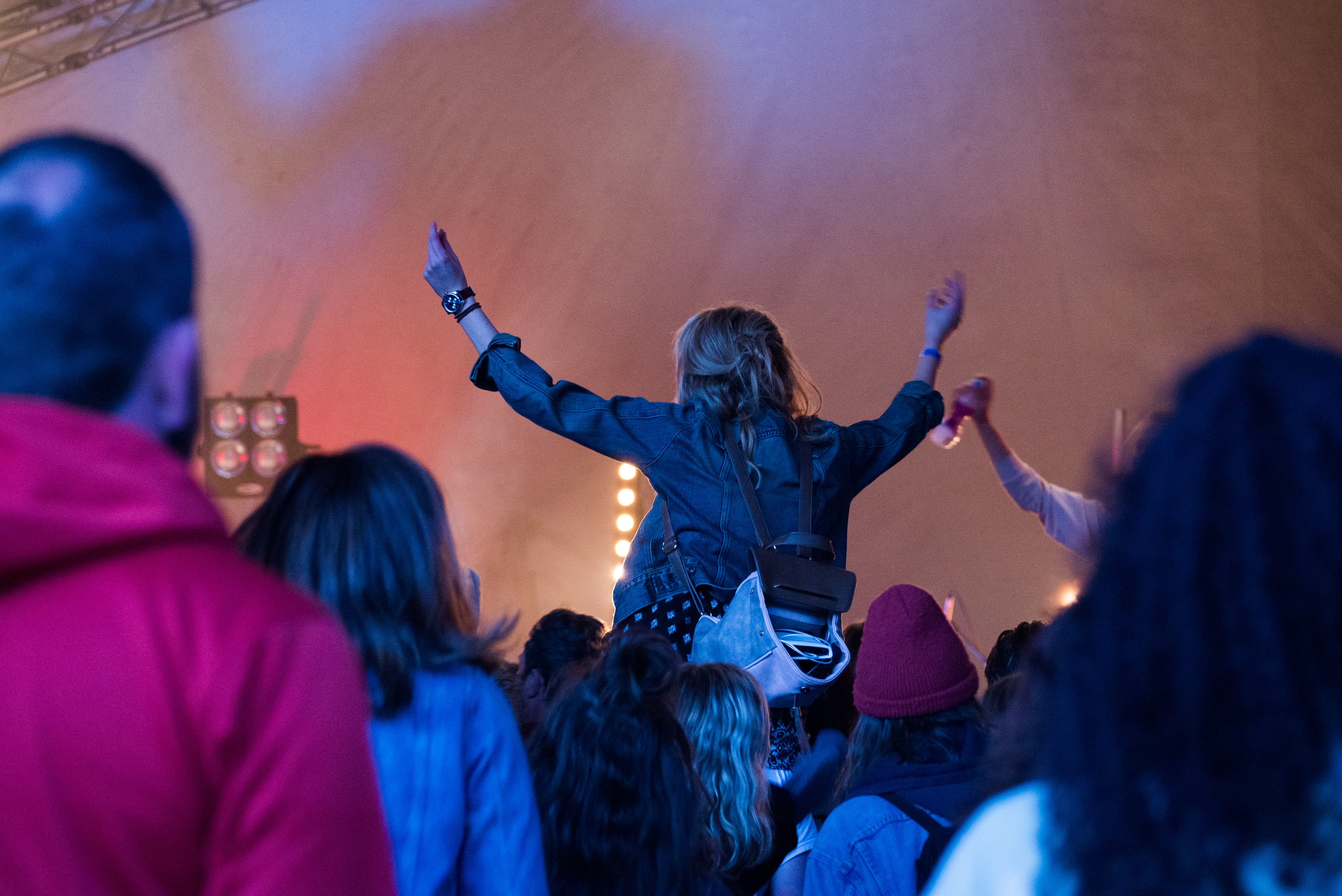 Crowds at Solas Festival CREDIT Stephanie Gibson