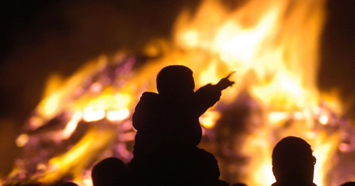 bonfire night 888927064